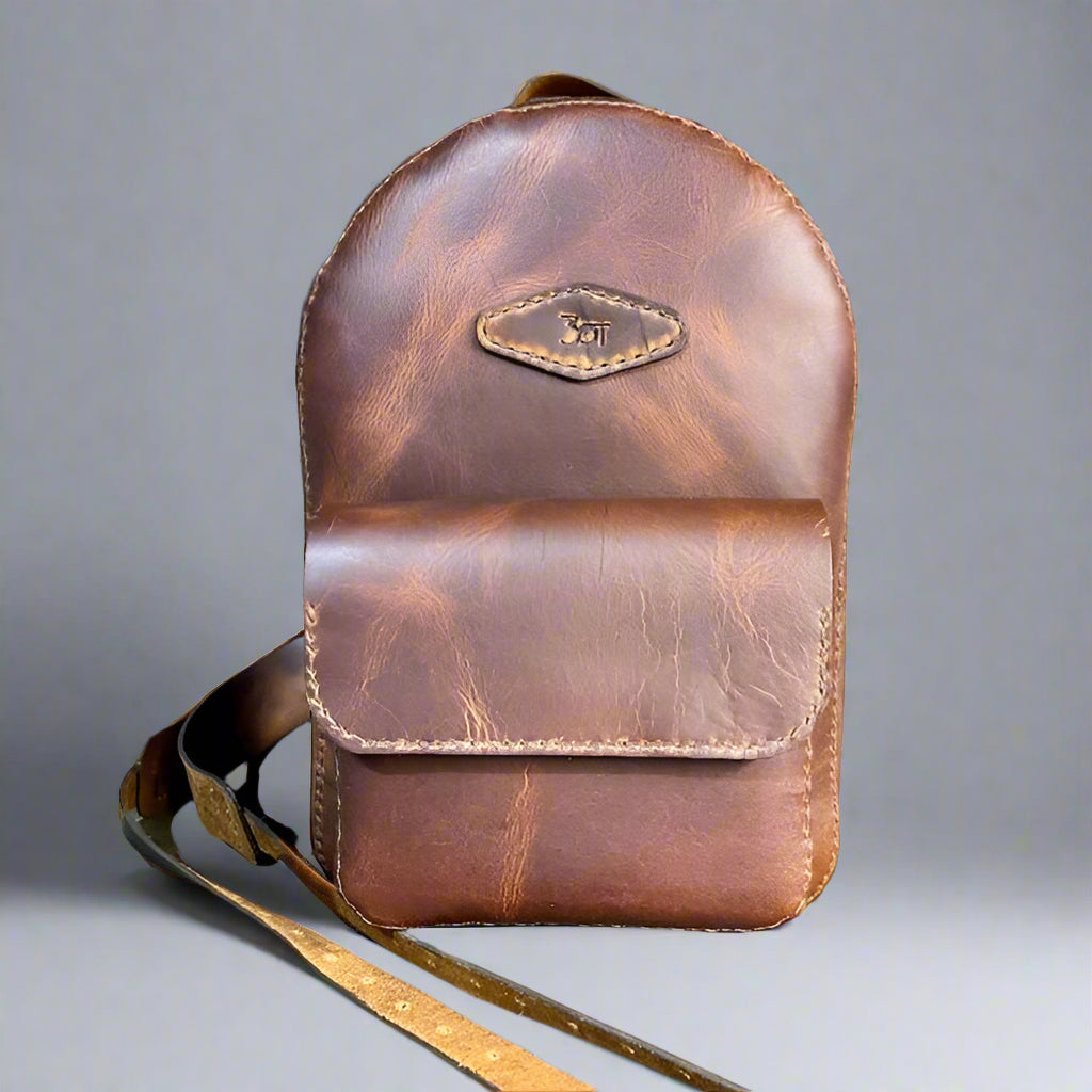 LBP04 - Large Leather Back Pack