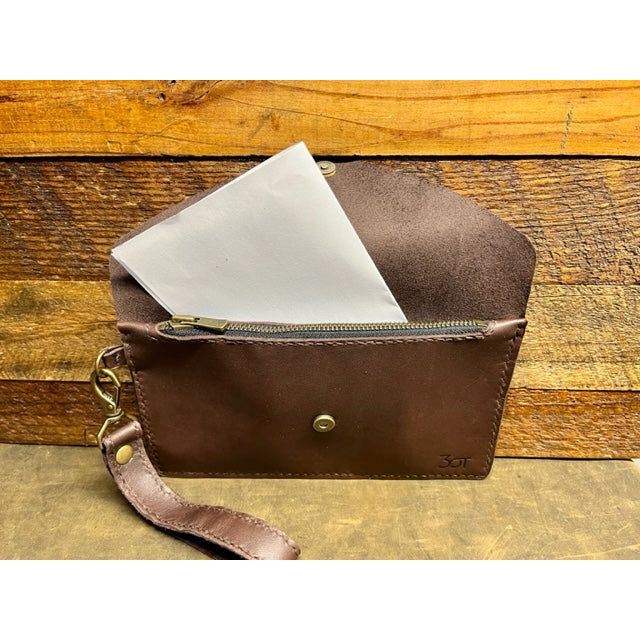LC07 - Leather Clutch
