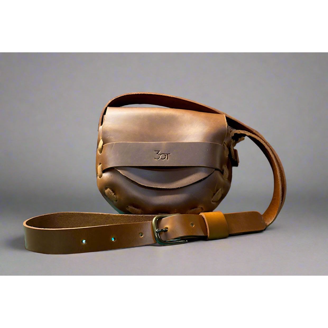 crossbody, leather crossbody, vintage crossbody