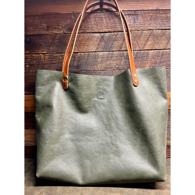 LT03 - The Oversize Tote