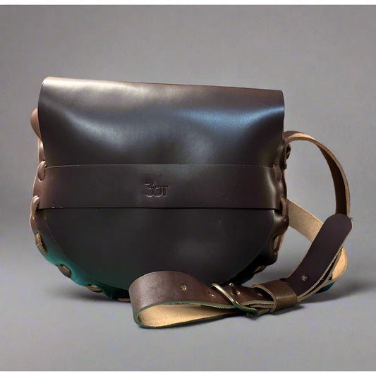 crossbody, leather crossbody, vintage crossbody